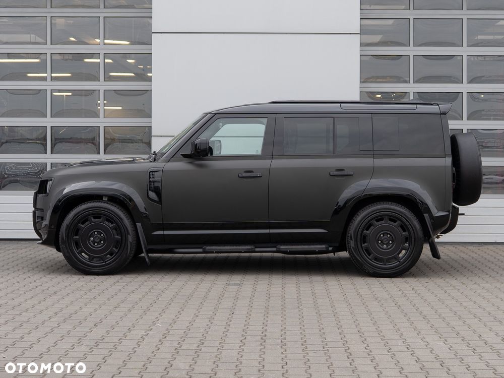 Land Rover Defender - 7