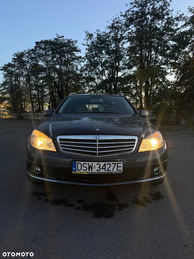 Mercedes-Benz Klasa C 300 T CDI DPF 4Matic (BlueEFFICIENCY) 7G-TRONIC Avantgarde - 5