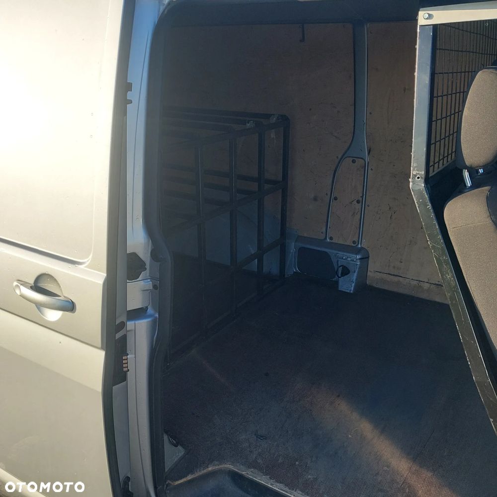 Volkswagen Transporter Kombi L2H1 4Motion DSG - 14
