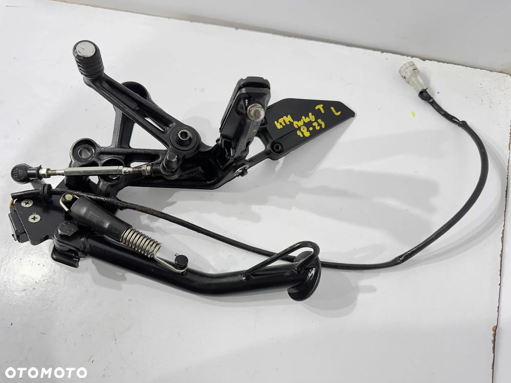 Set podnóżek L Kierowcy KPL    KTM Duke 125   17-23r - 3