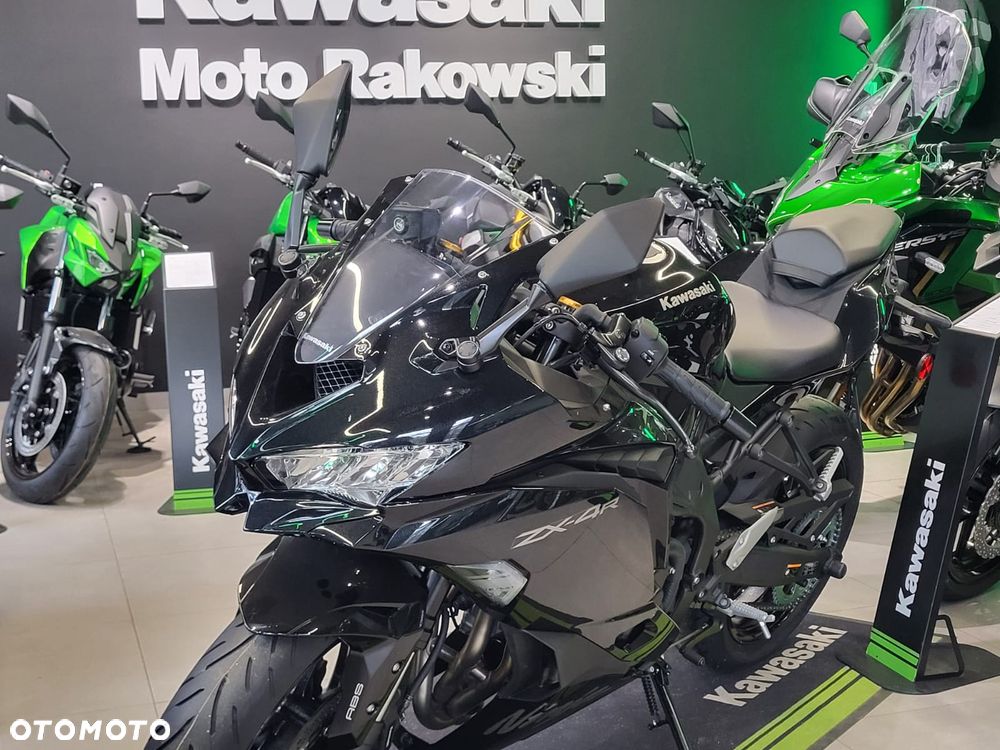 Kawasaki ZX - 3