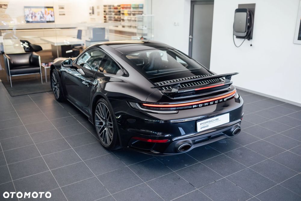 Porsche 911 Turbo - 9