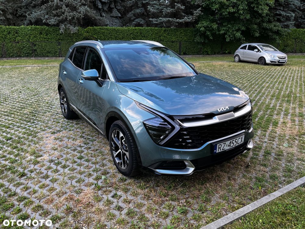 Kia Sportage 1.6 T-GDI HEV Business Line 4WD - 1