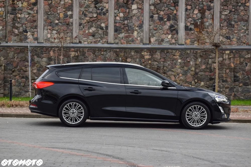 Ford Focus 1.5 EcoBoost Titanium X - 13