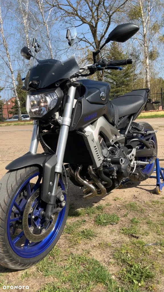 Yamaha MT - 9