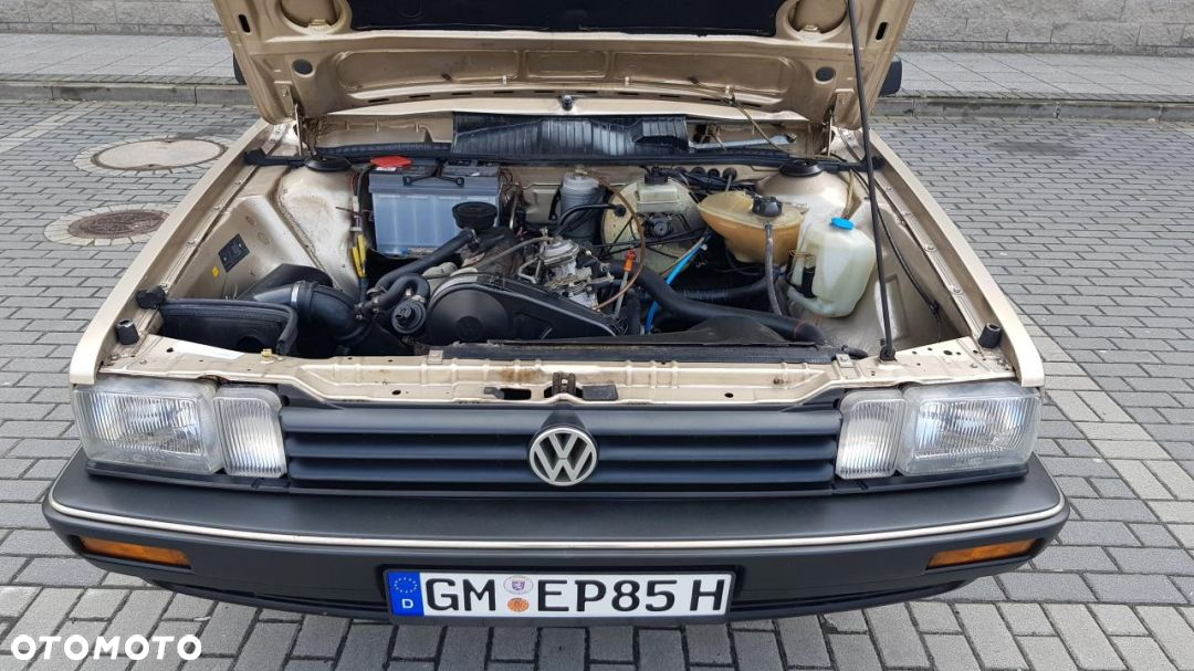 Volkswagen Passat 1.6 / 1.6 C D - 32