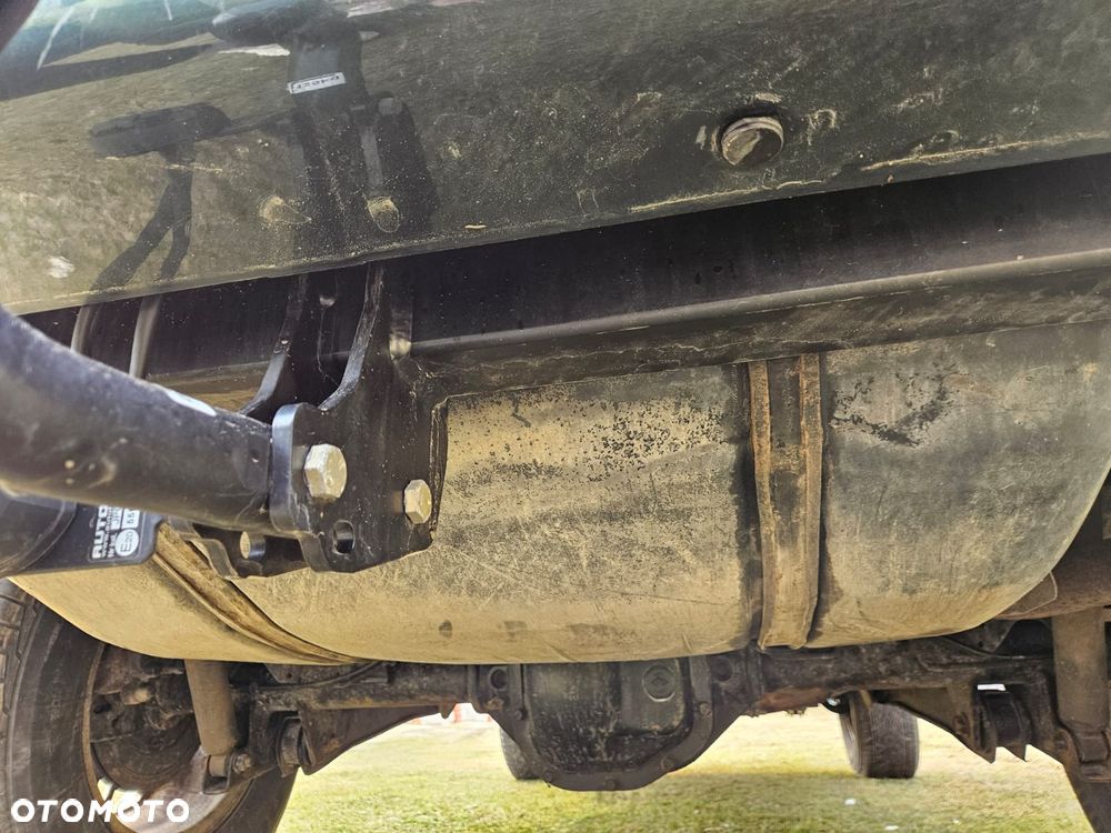 Jeep Grand Cherokee - 30