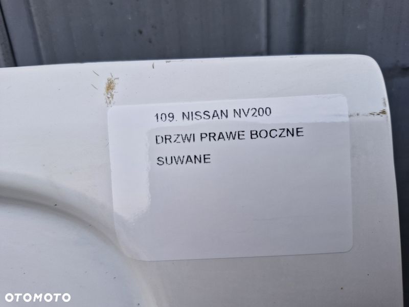 NISSAN NV200 DRZWI PRAWE BOCZNE PRZESUWNE - 2