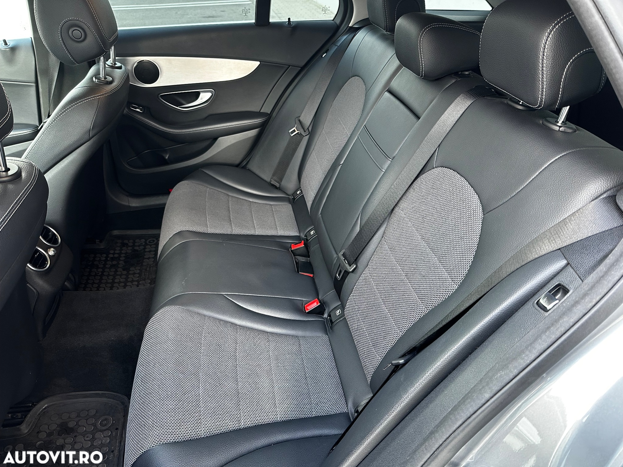 Mercedes-Benz C 250 (BlueTEC) d T 7G-TRONIC - 24
