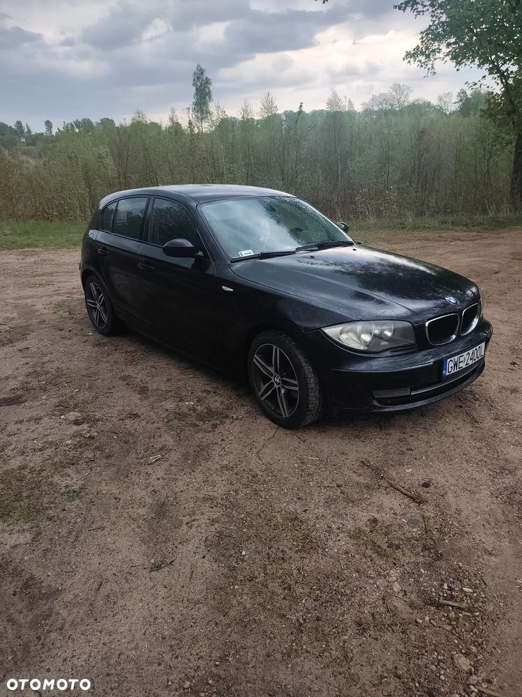 BMW Seria 1 120d - 4