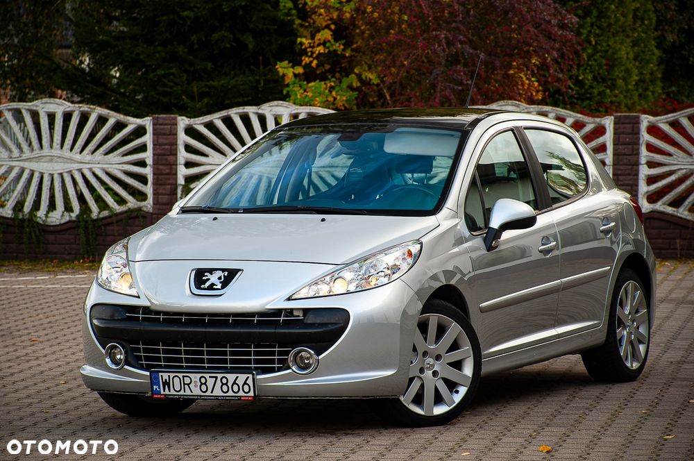 Peugeot 207 150 Turbo Platinum - 36