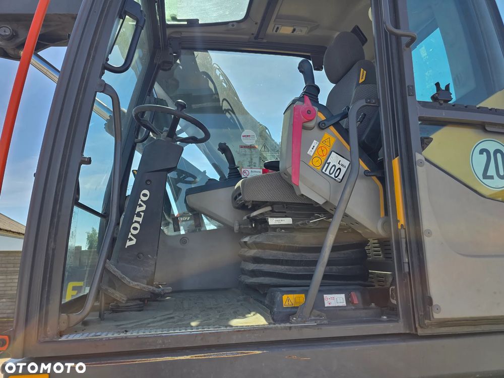 Volvo EWR 150E, 2016 ROK, 8700 MTH, PŁYWAJĄCE RAMIĘ - 27