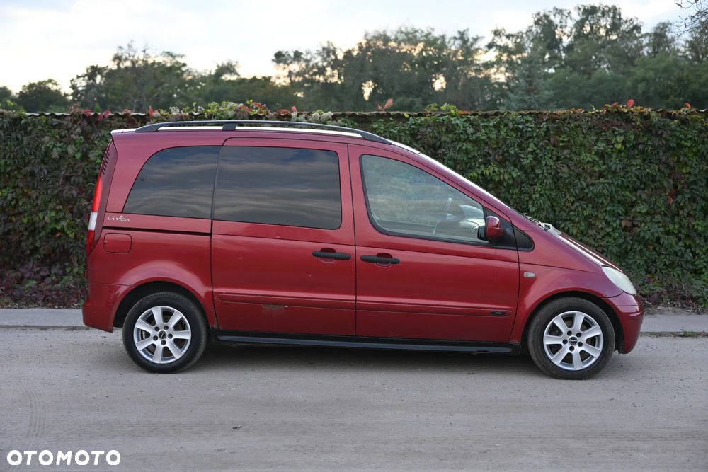 Mercedes-Benz Vaneo 1.9 La Vida - 8
