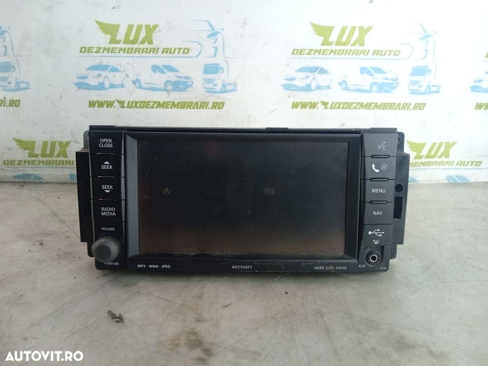 Navigatie P05064402AK Chrysler Voyager 5 [2007 - 2011] 2.8 crdi vm64c - 1