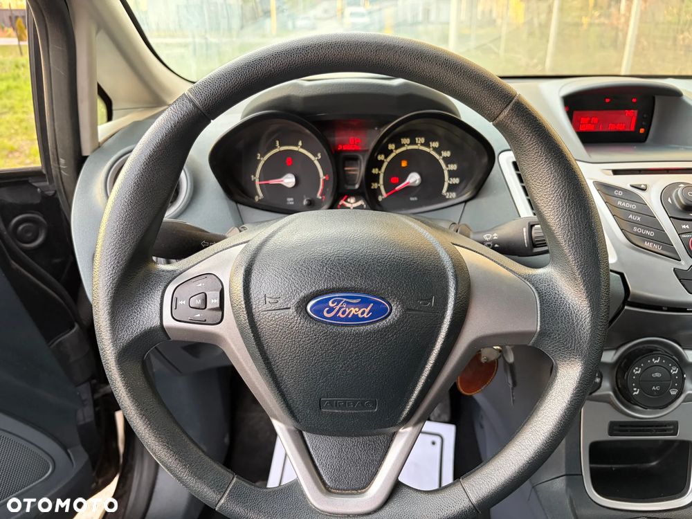 Ford Fiesta 1.25 Trend EU5 - 18