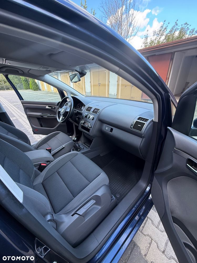 Volkswagen Touran 1.6 TDI DPF Comfortline - 11