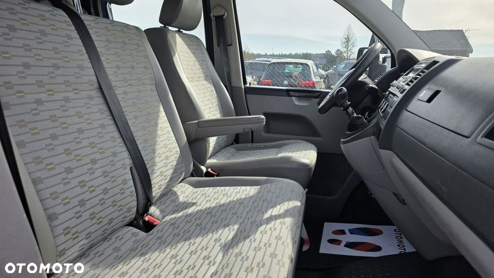 Volkswagen Transporter - 11