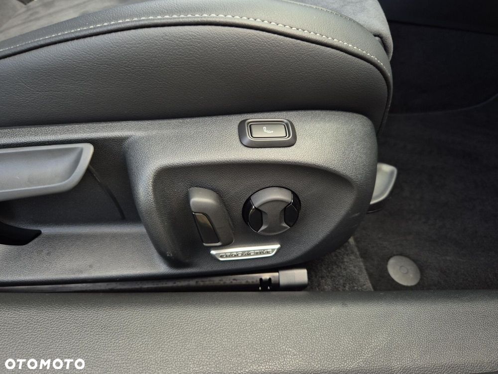 Volkswagen Passat 1.5 TSI EVO Business DSG - 14