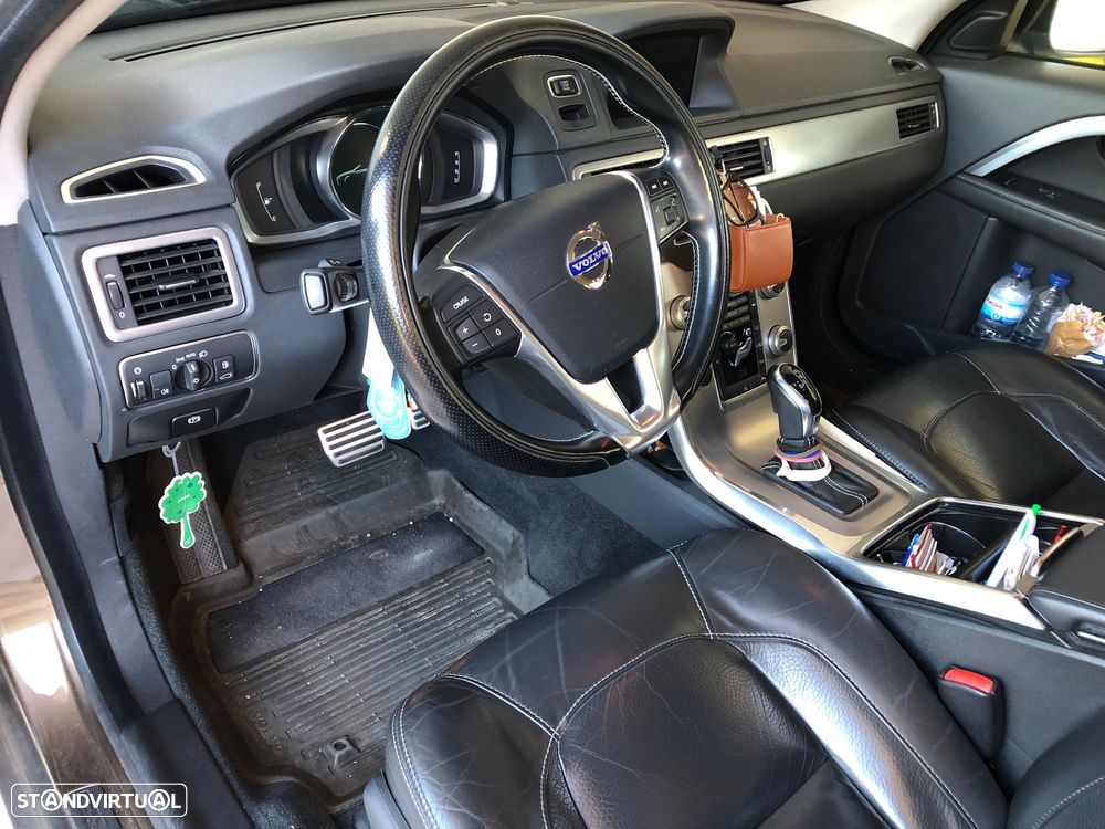 Volvo XC 70 2.0 D4 Summum Geartronic - 4