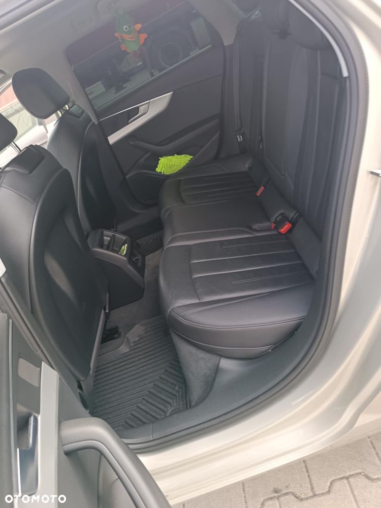 Audi A4 Avant 2.0 TDI - 8