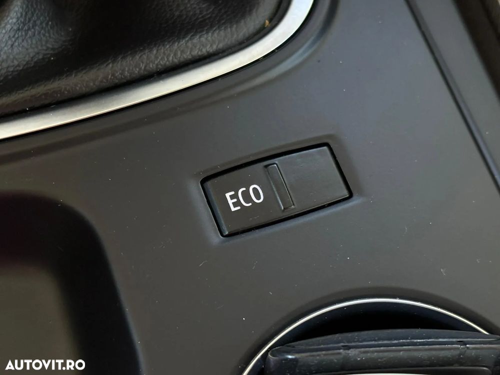 Renault Megane TCe GPF Zen - 18