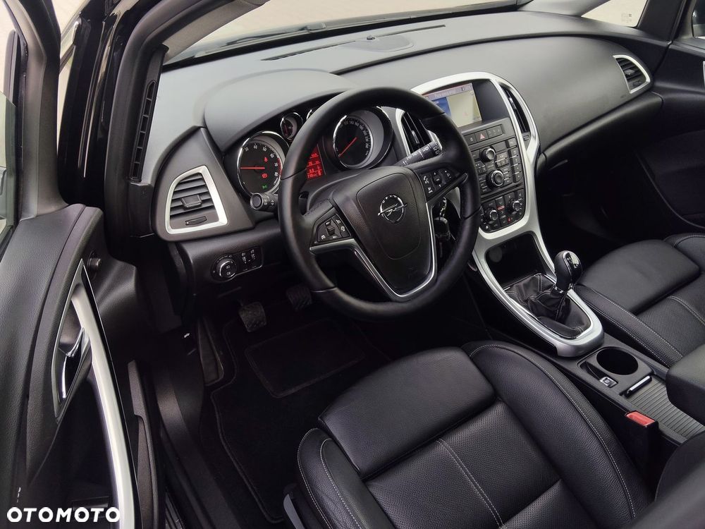 Opel Astra 1.6 Cosmo - 23