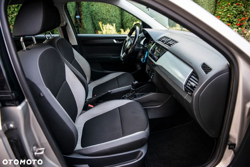 Skoda Fabia 1.2 TSI DSG Ambition - 38