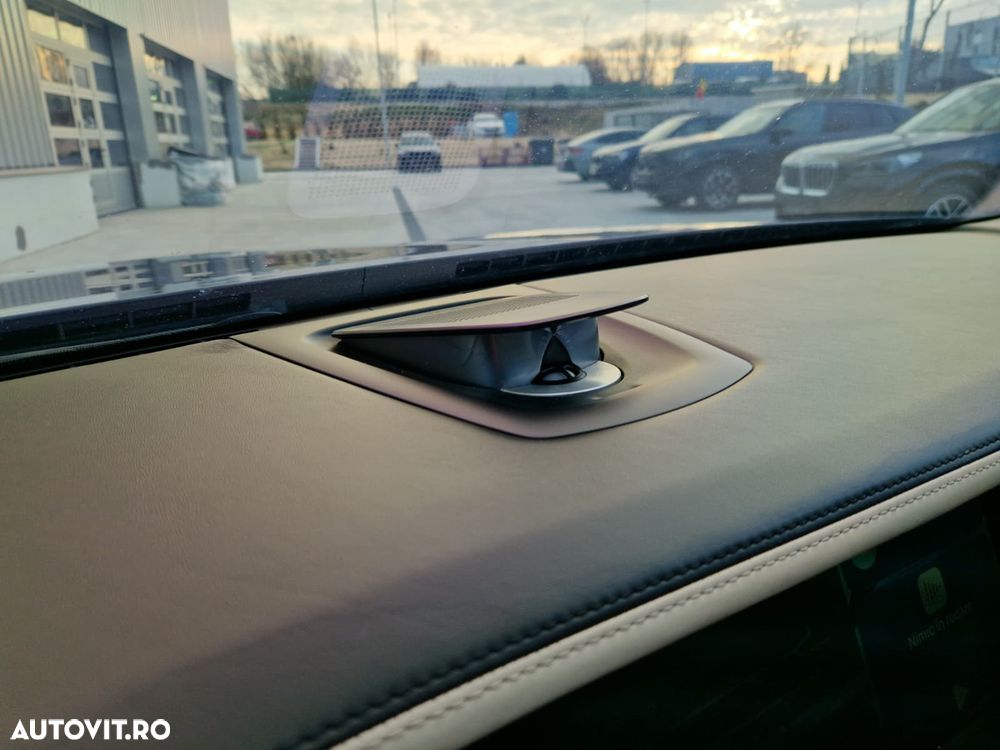 BMW Seria 7 730d BluePerformance Edition Exclusive - 26