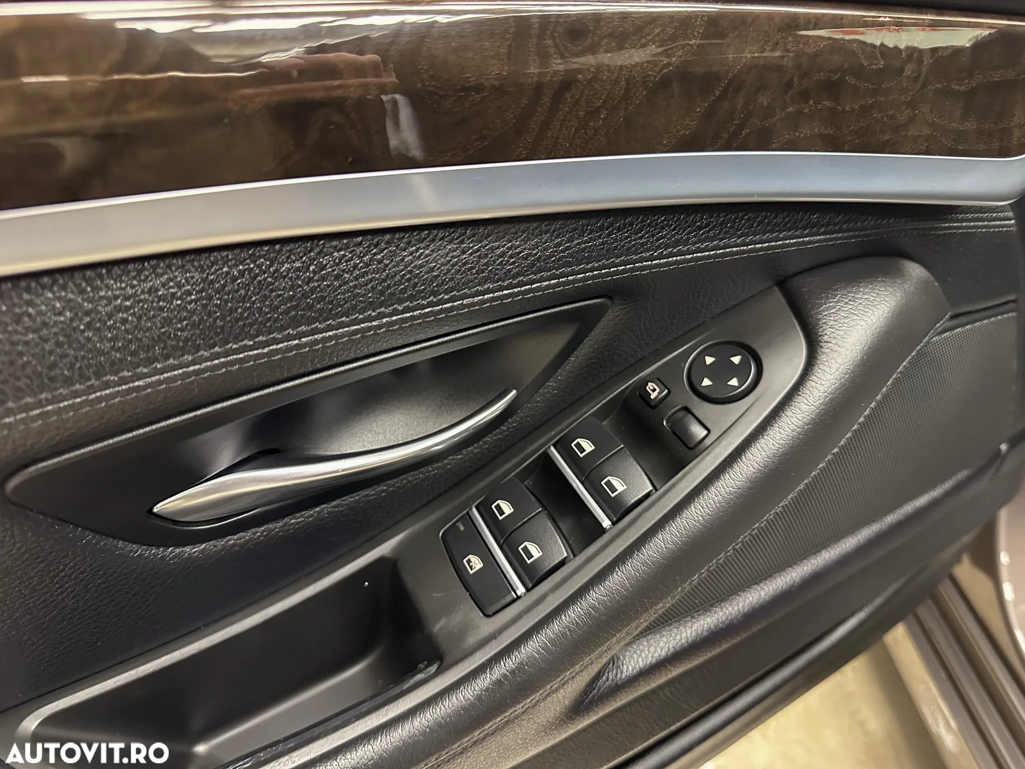 BMW Seria 5 520d Touring - 21