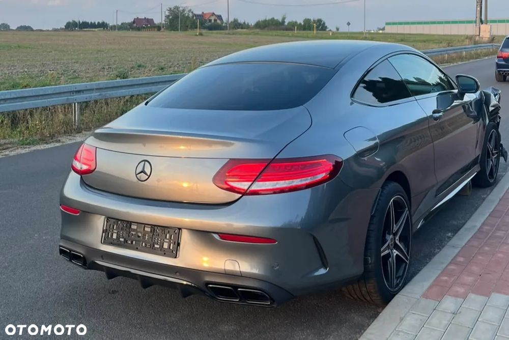 Mercedes-Benz Klasa C 300 9G-TRONIC Night Edition - 9