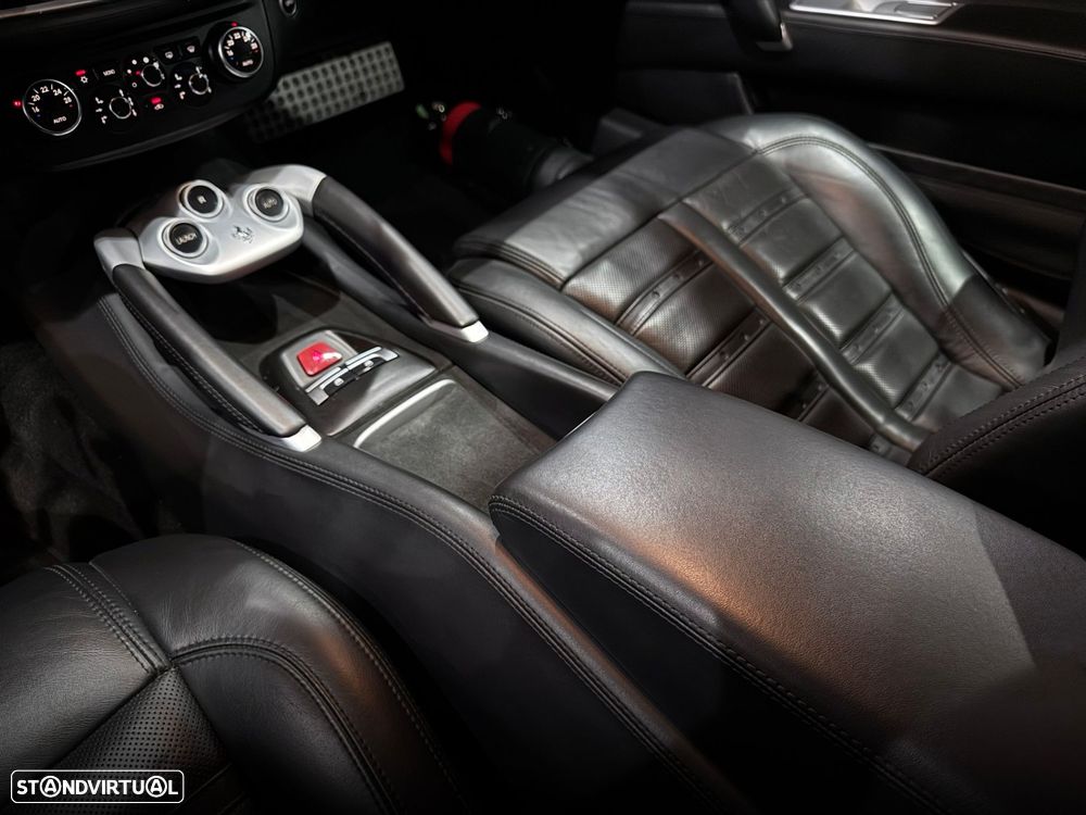 Ferrari FF - 26