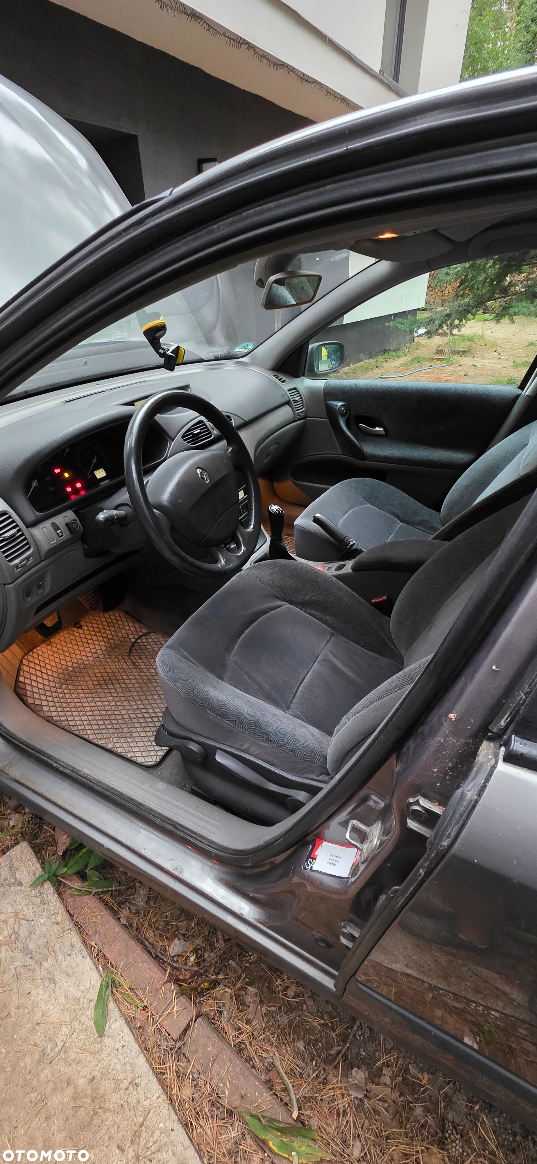 Renault Laguna - 15