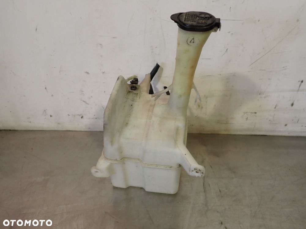 ZBIORNICZEK SPRYSKIWACZY TOYOTA COROLLA VERSO I 060851-054 - 2