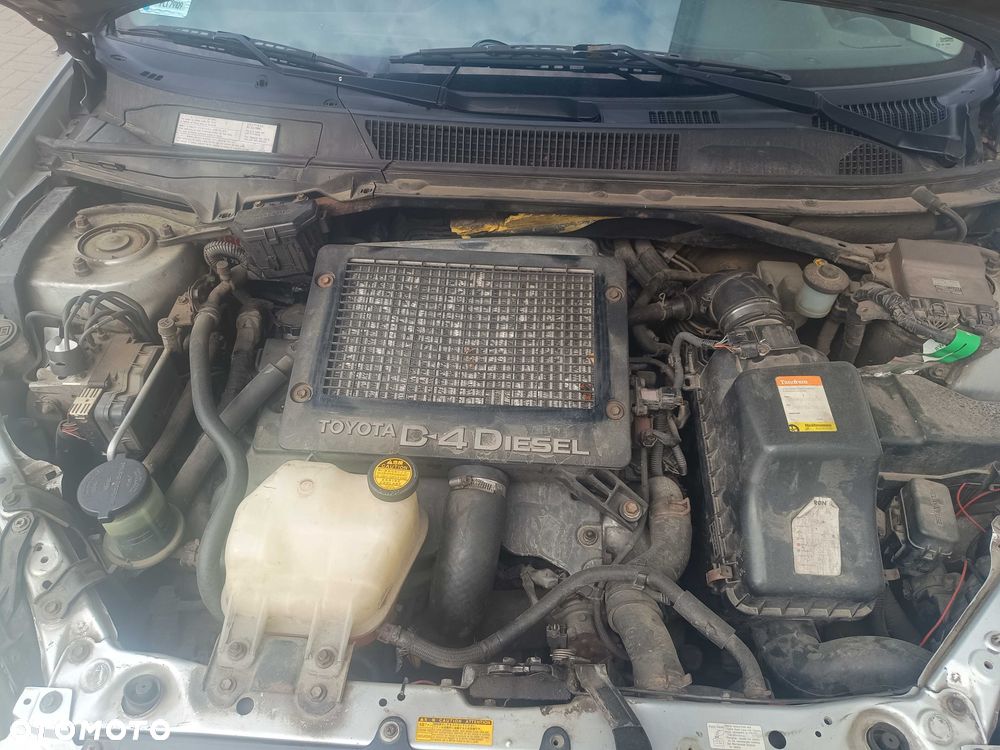 Toyota RAV4 - 8