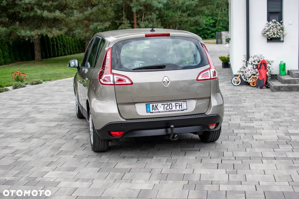 Renault Scenic - 25