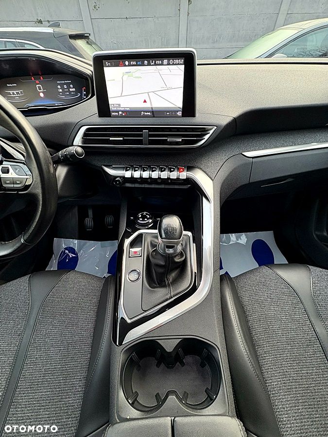 Peugeot 5008 BlueHDi 130 Allure Pack - 24