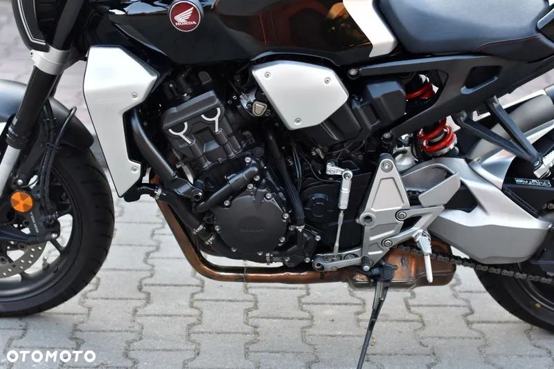 Honda CB - 31