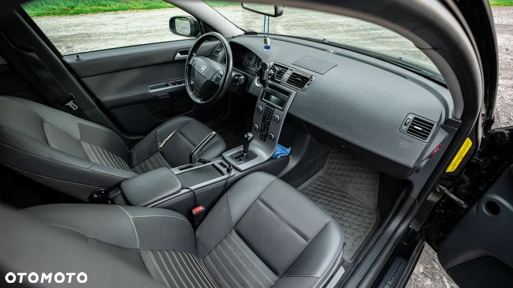 Volvo S40 - 11