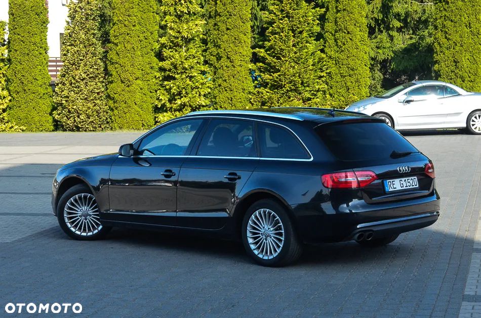 Audi A4 Avant - 13
