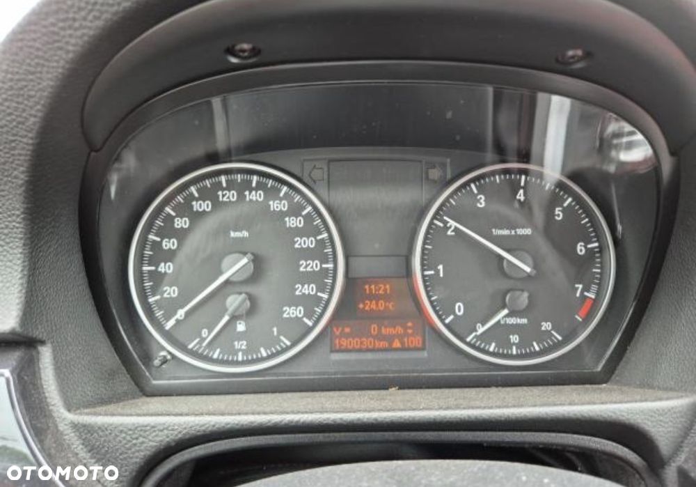 BMW Seria 3 320i Edition Exclusive - 6