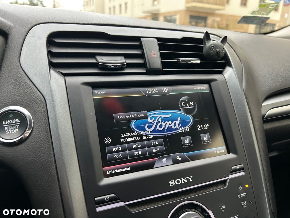 Ford Fusion 2.0 EcoBoost Titanium - 16