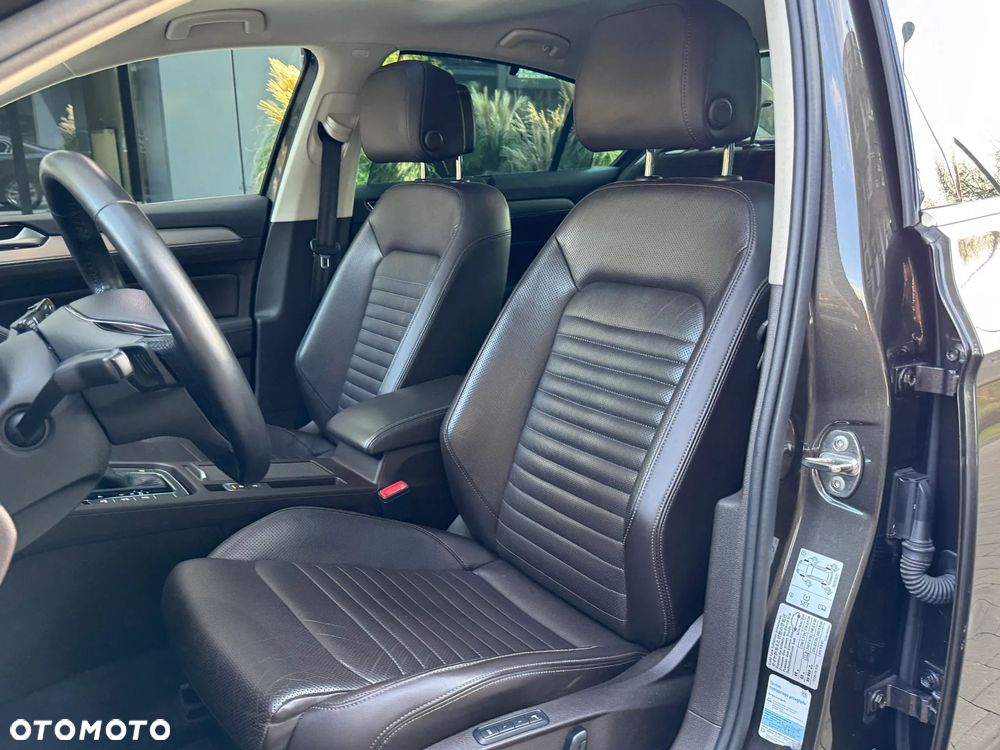 Volkswagen Passat 2.0 TSI BMT Highline DSG - 26