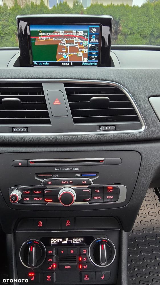 Audi Q3 2.0 TDI sport - 22