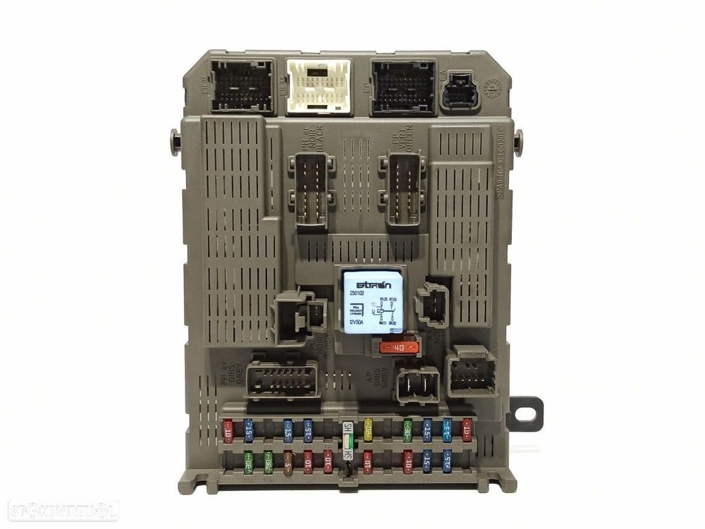 CAIXA DE RELÉS/ FUSÍVEIS CITROEN C5 BERLINA 2.0 16V PREMIER - 1