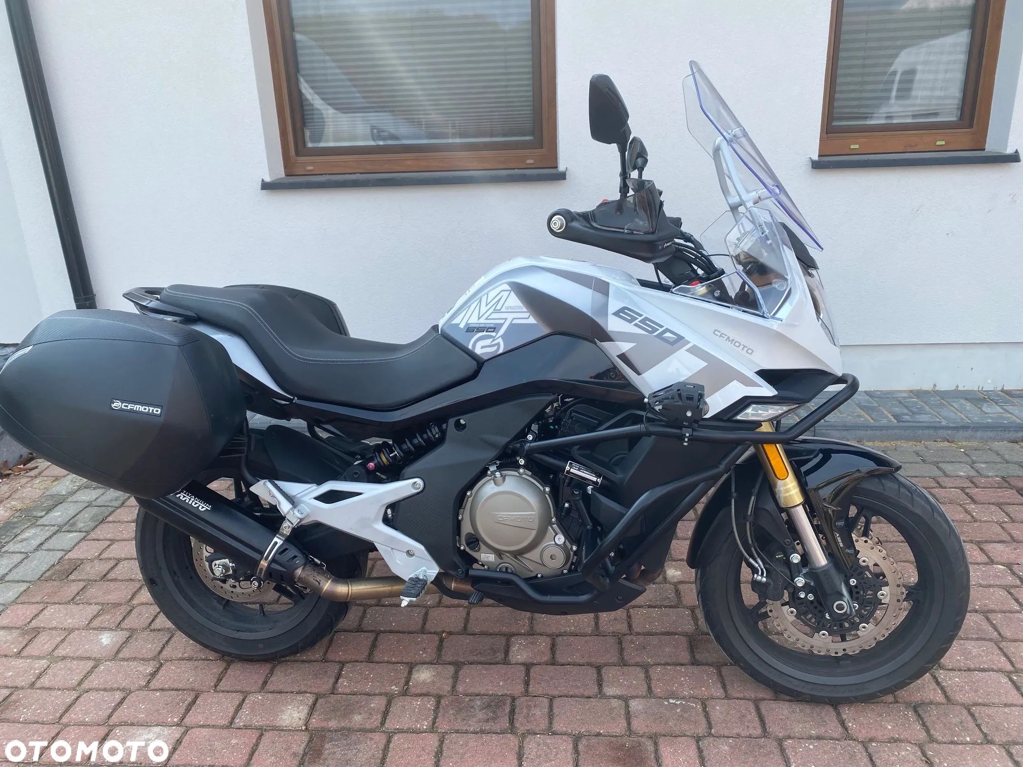 CFMoto 650 MT - 1
