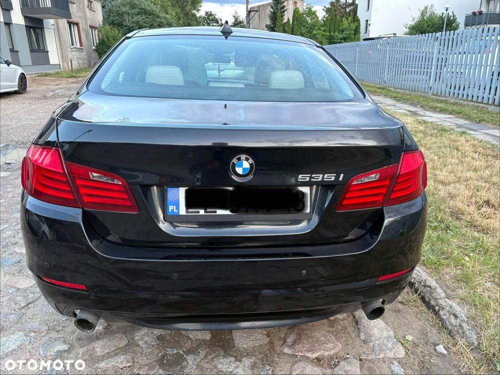 BMW Seria 5 535i - 6
