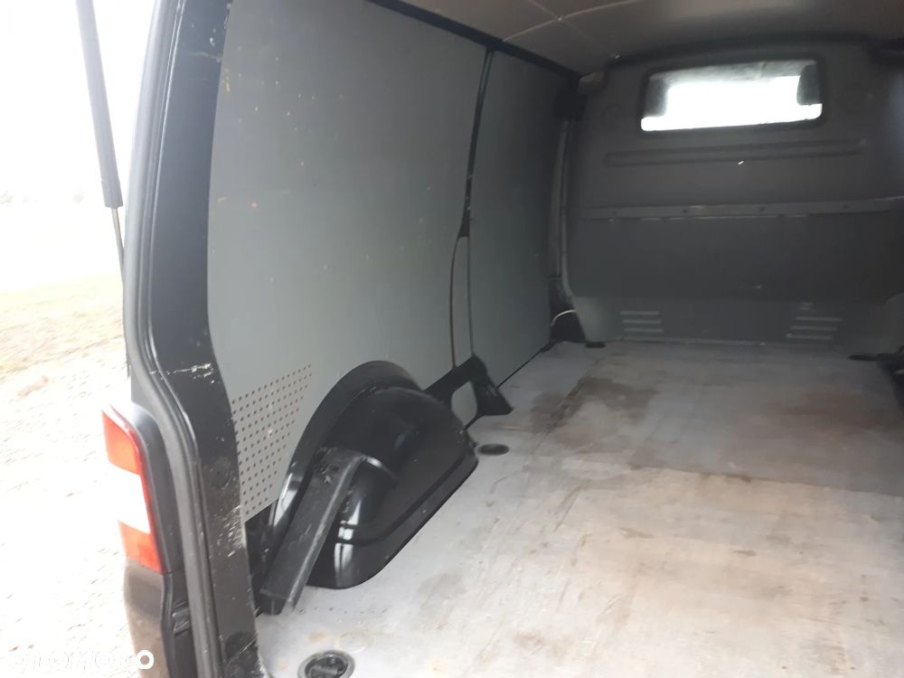 Volkswagen Transporter - 30