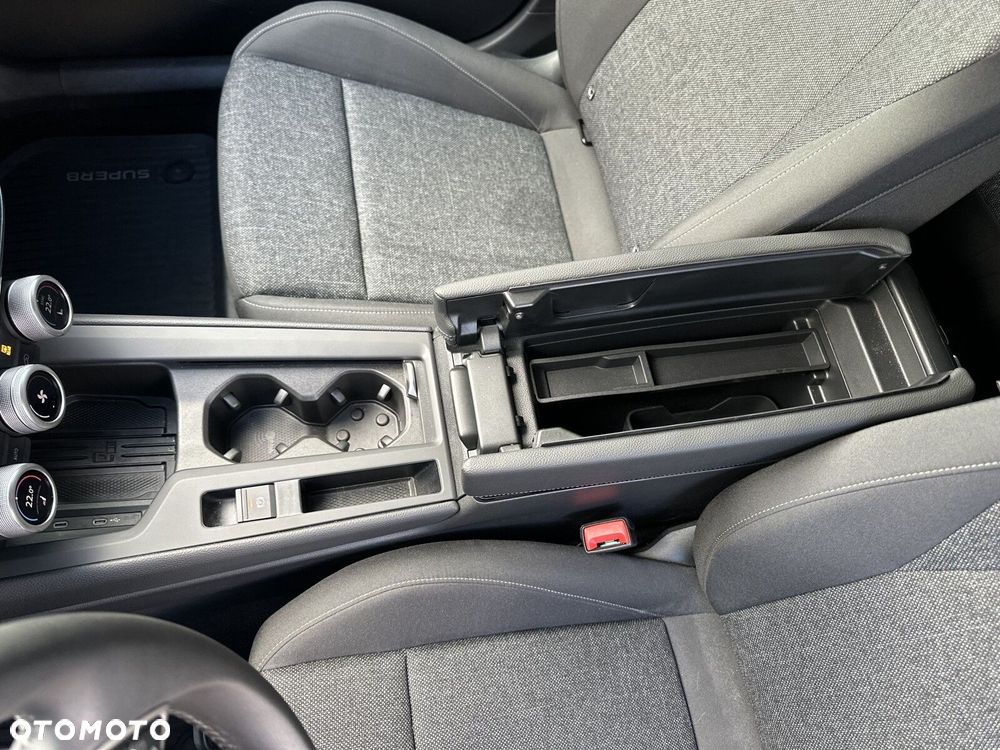 Skoda Superb 1.5 TSI mHEV Essence DSG - 28