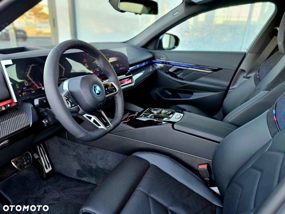 BMW Seria 5 - 11