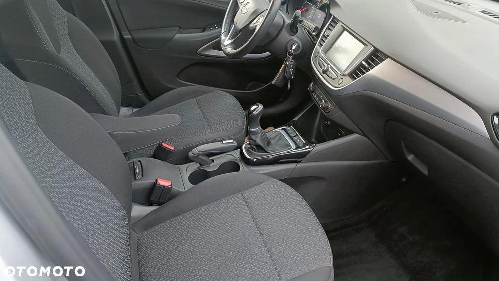 Opel Crossland X - 22